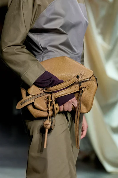 Look 39